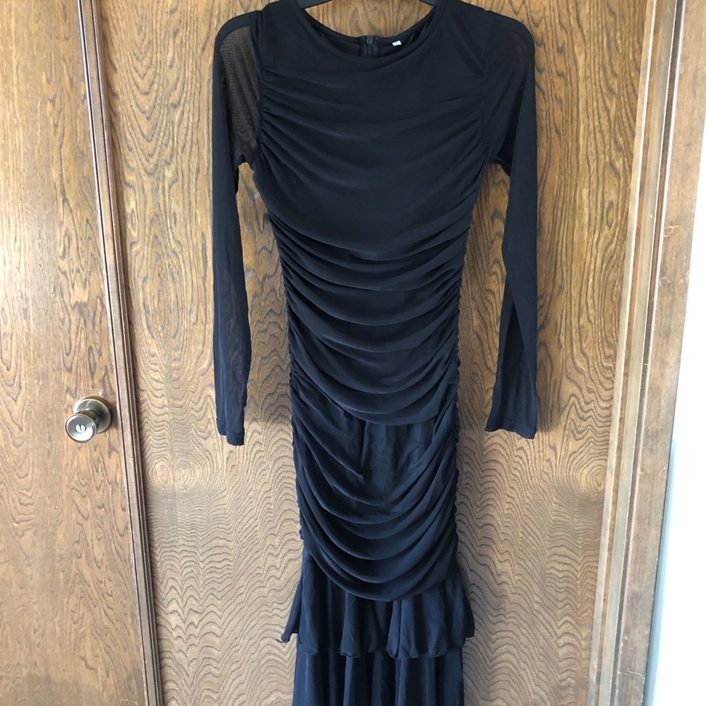 Elegant Black Ruched Dress
